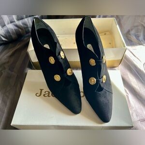 Vintage Jack Sprat Melbourne Black Suede w/Gold Accents
Woman’s Shoe Size 9 B